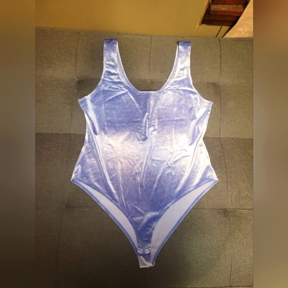 2X Forever 21 Blue Velour BodySuit - Picture 1 of 2